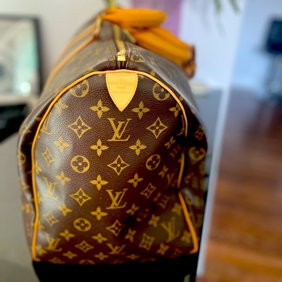 Auotentic Louis Vuitton travel bag - Picture 3 of 7